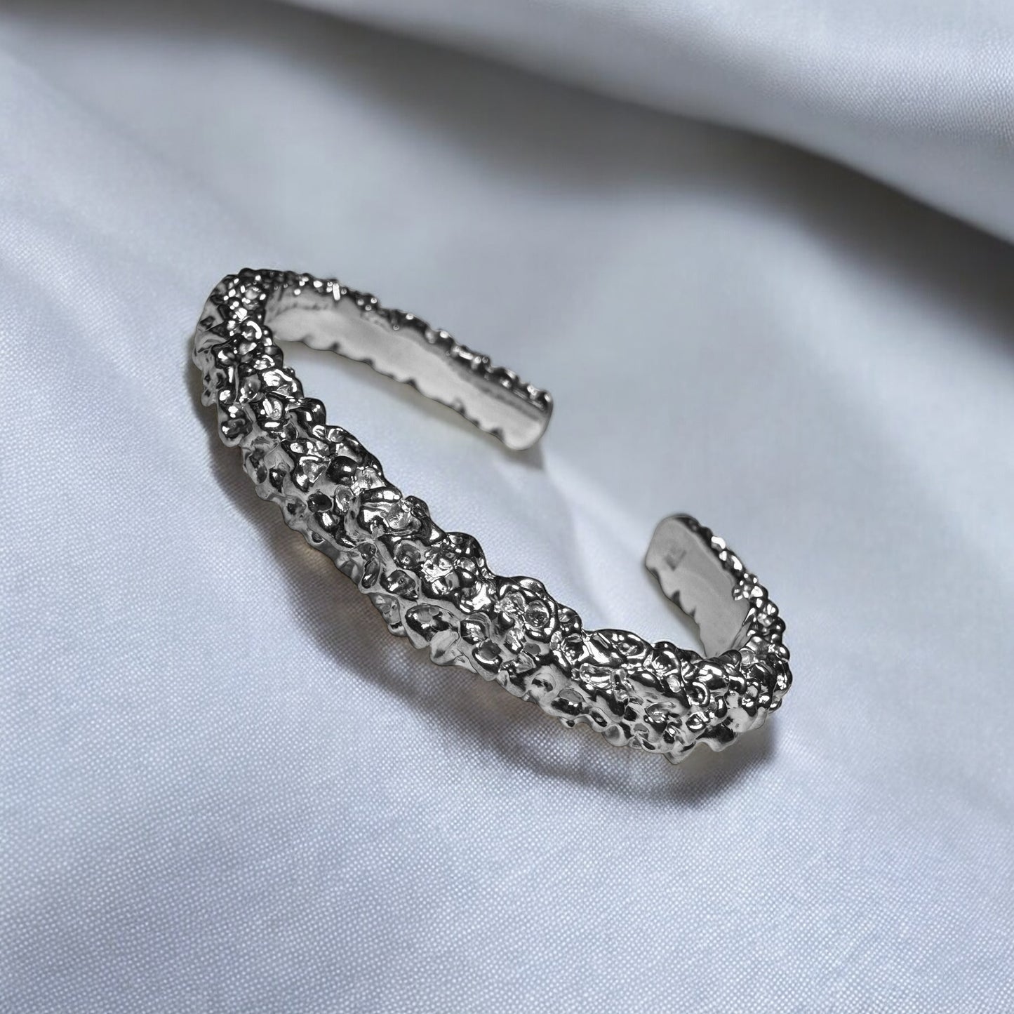 Pulseira Lava formas orgânicas prata 980 ouro 18k – Fortes Jewellery