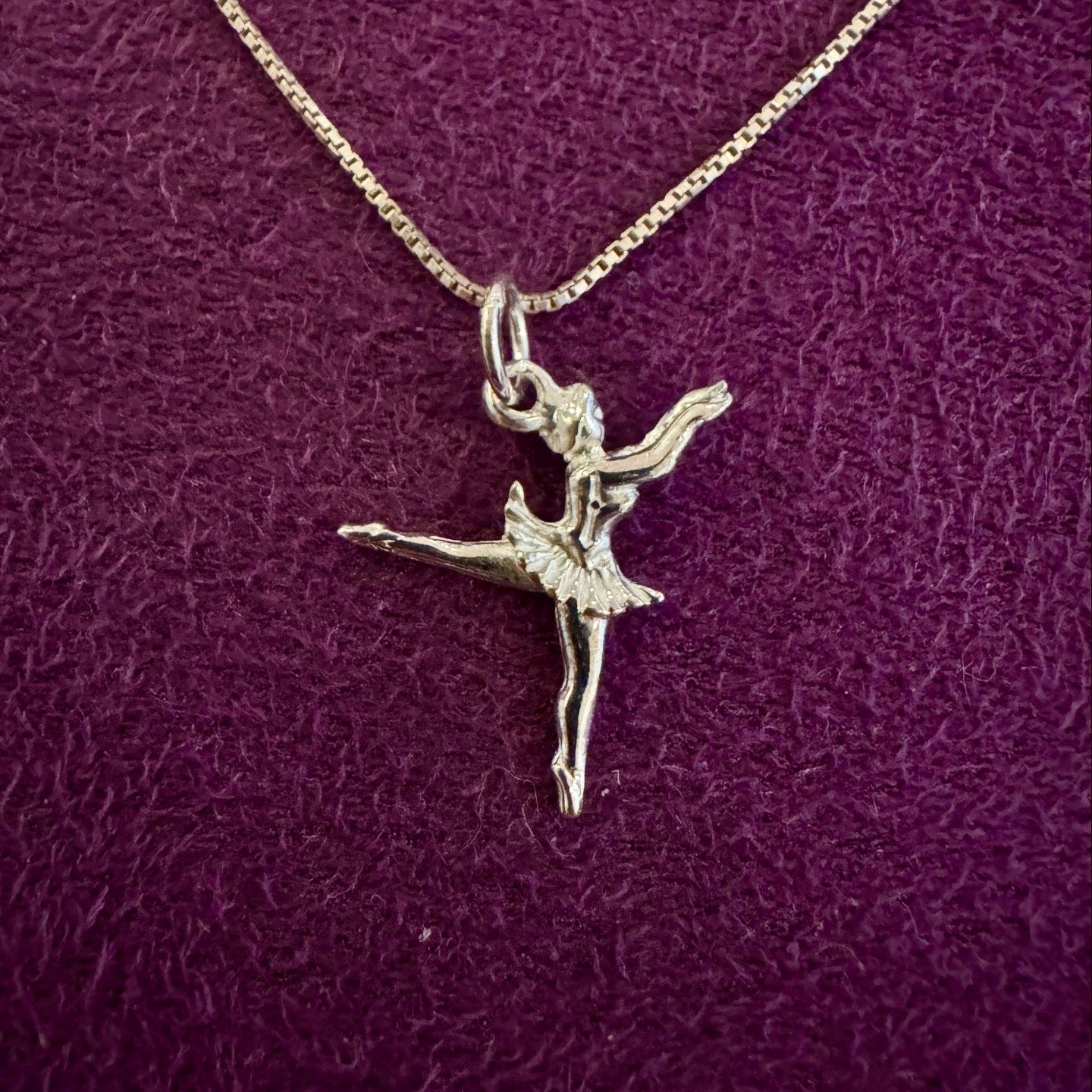 Pingente Bailarina escultura prata 980 – Fortes Jewellery